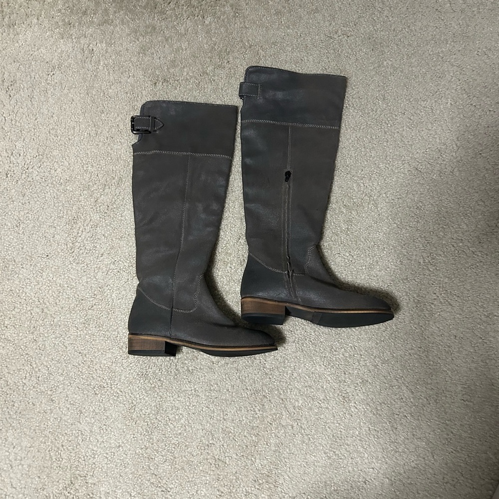 Gray Knee-High Women's Boots Brand New Never Worn